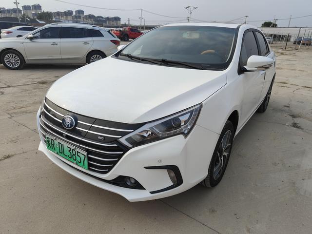 BYD QinEV