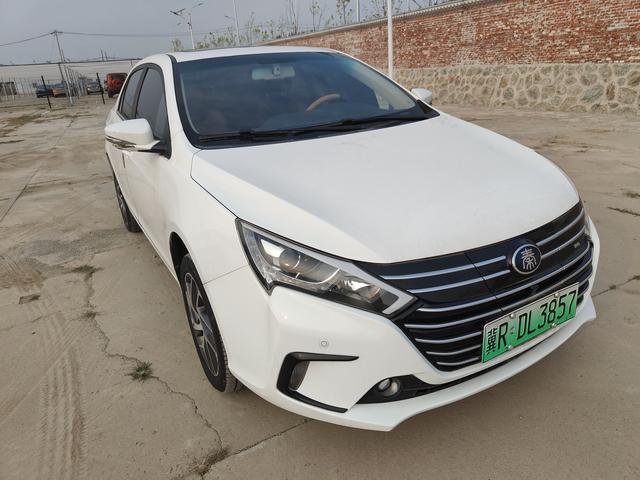 BYD QinEV