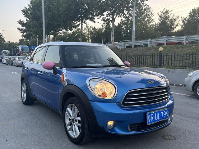 MINI COUNTRYMAN