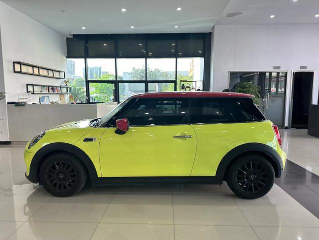 MINI MINI