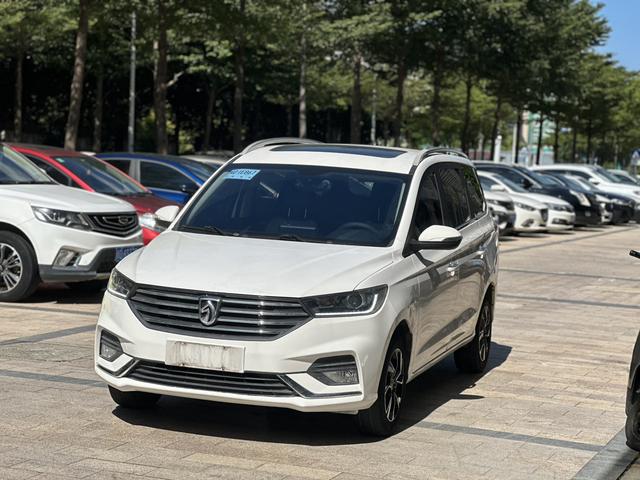 Baojun 360