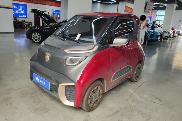 Baojun E200