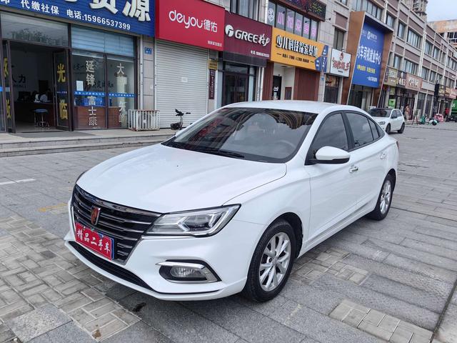 Roewe i5