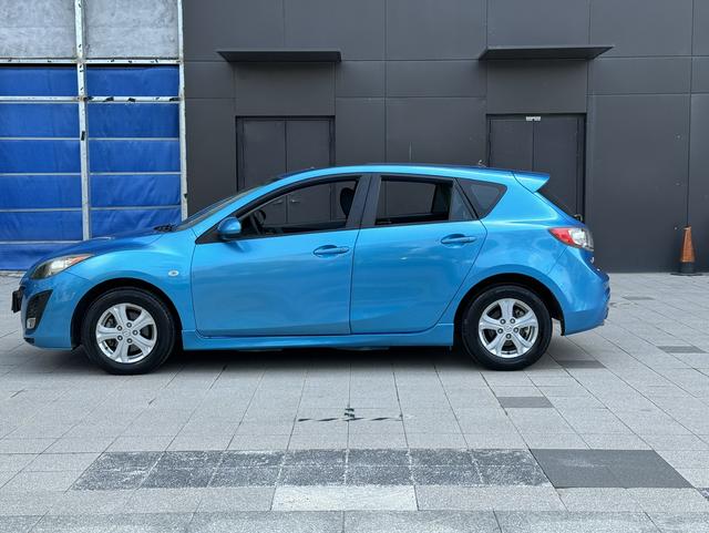 Mazda 3 star