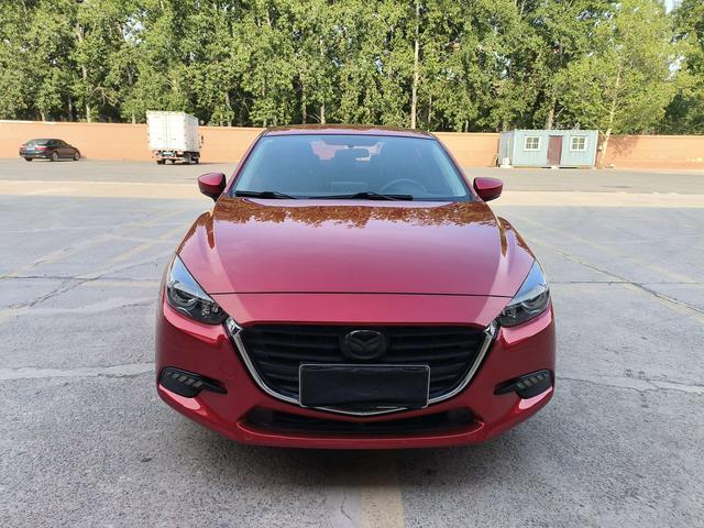 Mazda 3 Angkesela