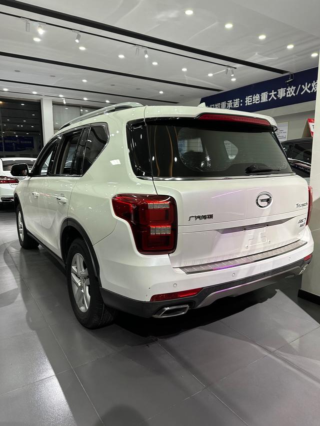 GAC Trumpchi GS7