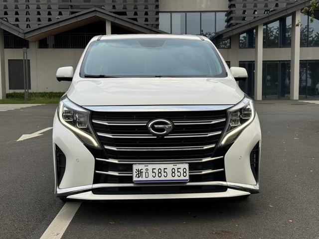 GAC Trumpchi M8