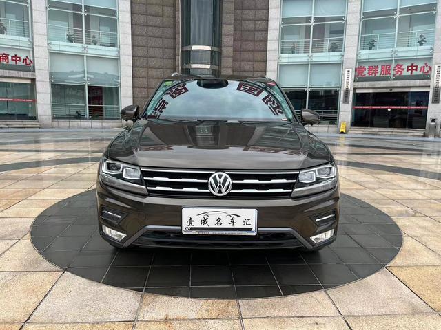 Volkswagen Tiguan L