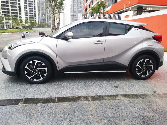 Toyota C-HR Hybrid