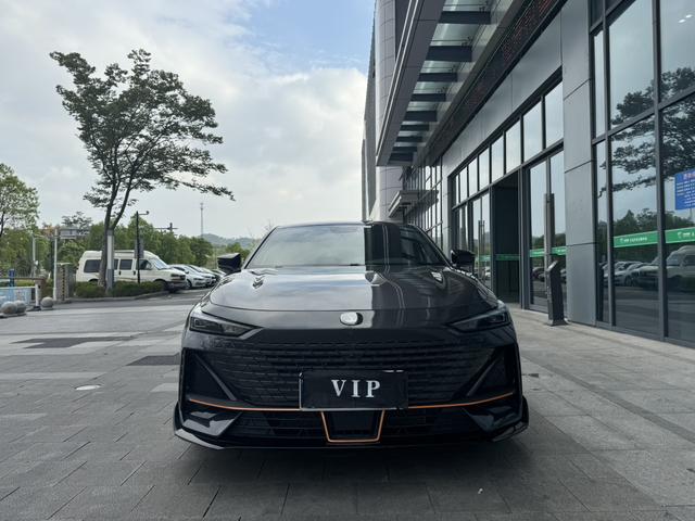 Changan UNI-V