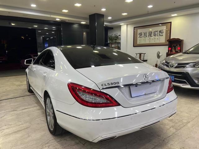 Mercedes-Benz Mercedes Benz CLS