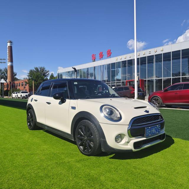 MINI MINI