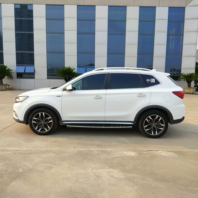 Roewe RX5