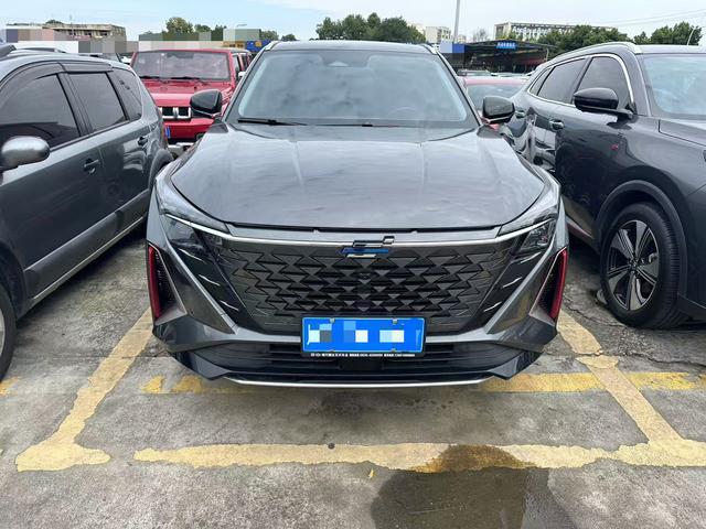 Oshan Changan Auchan Z6