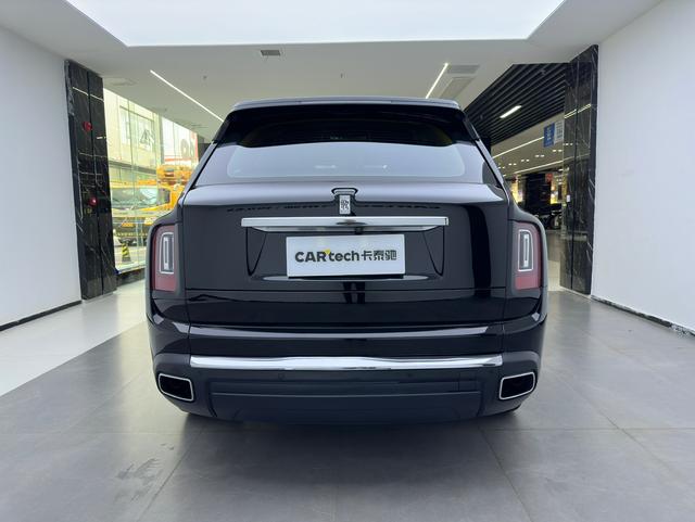 Rolls Royce Cullinan