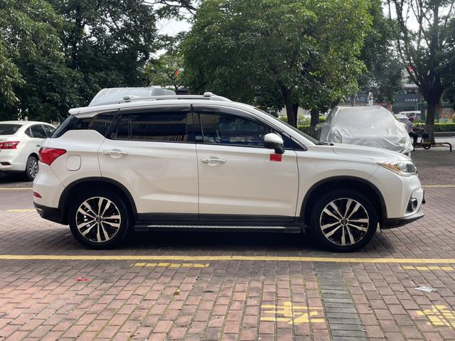 GAC Trumpchi GS4