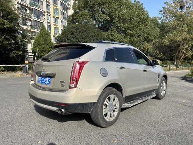 Cadillac SRX