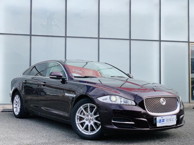 Jaguar XJ