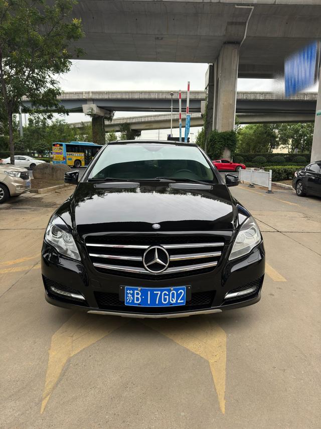 Mercedes-Benz R-Class