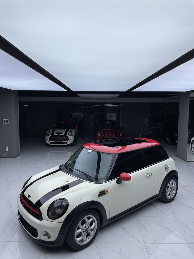 MINI MINI