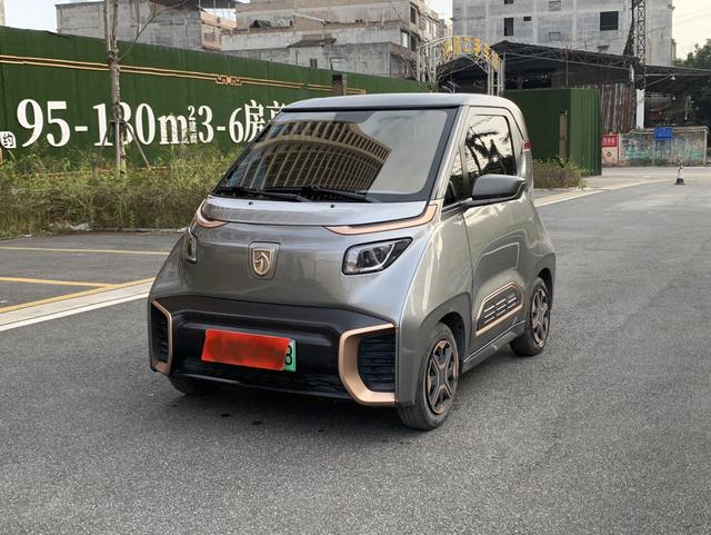 Baojun E200