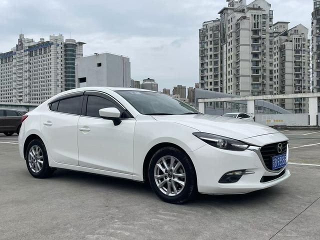 Mazda 3 Angkesela