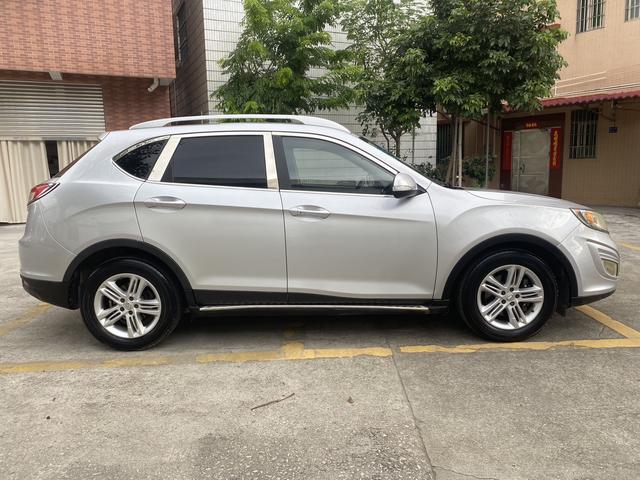 GAC Trumpchi GS5