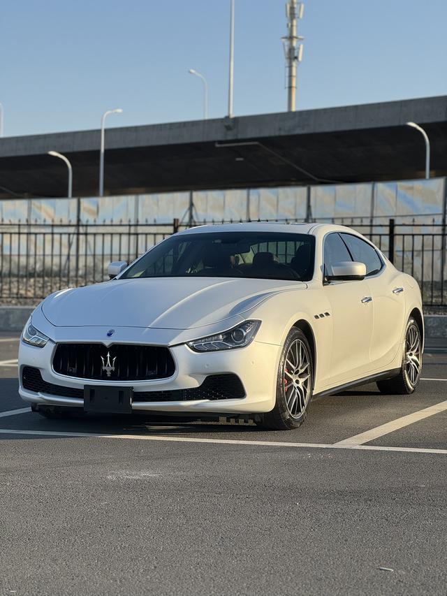 Maserati Ghibli