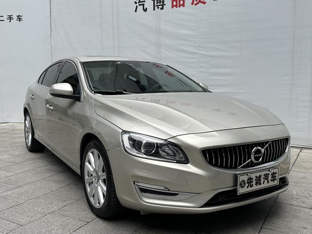 Volvo S60