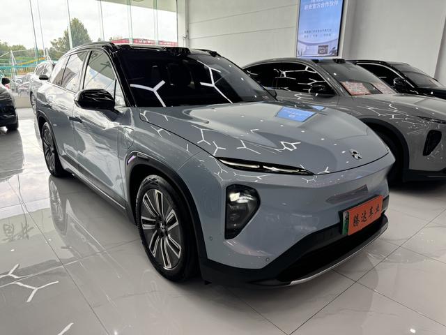 NIO ES7