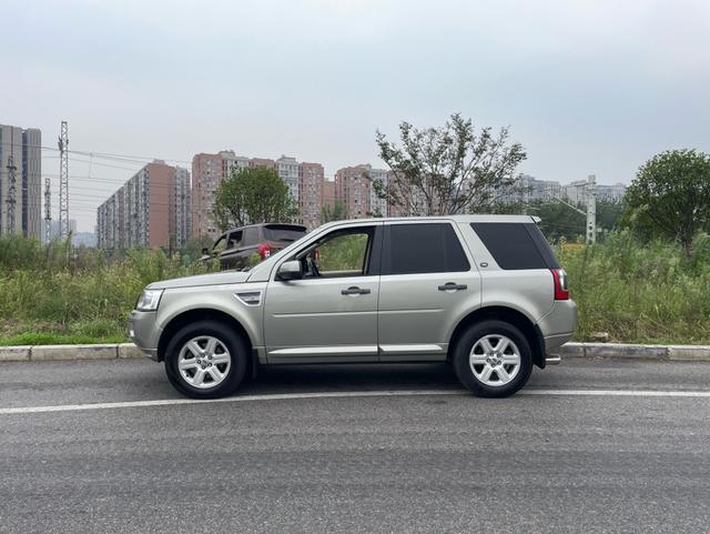 Land Rover Freelander 2