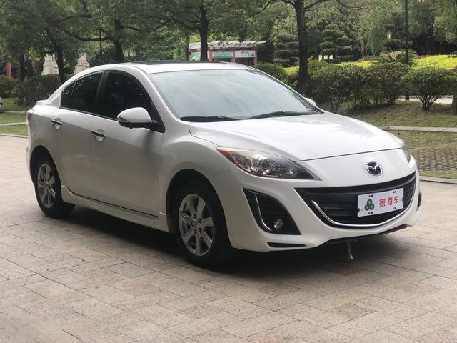 Mazda 3 star