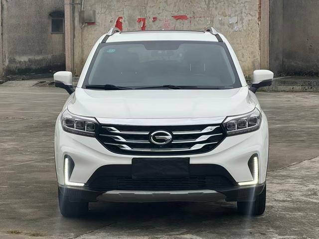 GAC Trumpchi GS4