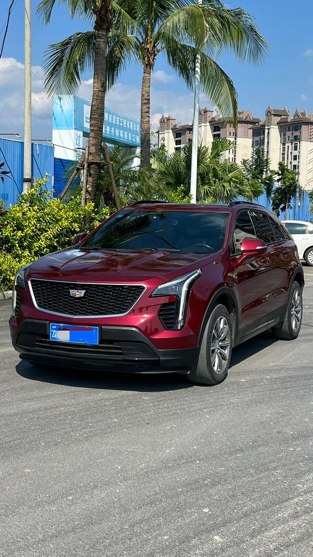 Cadillac XT4