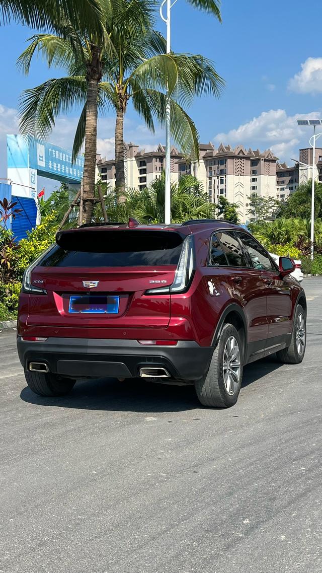 Cadillac XT4