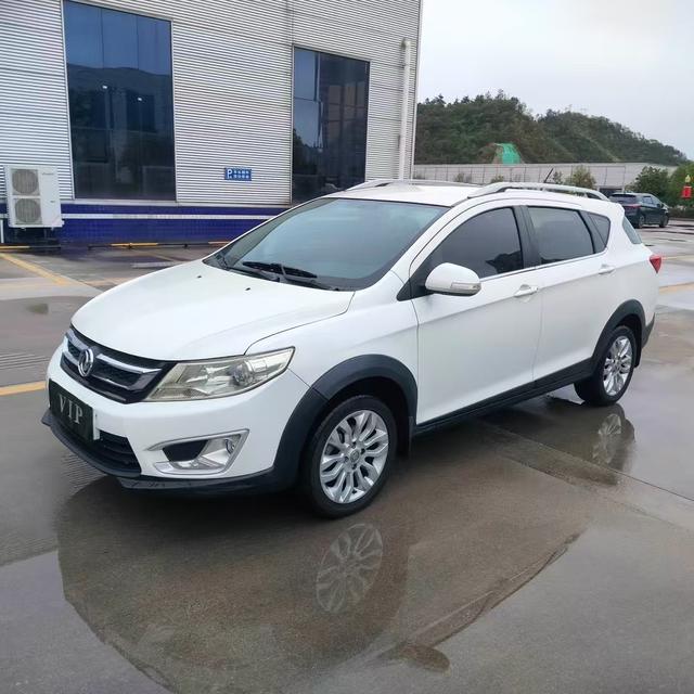 Dongfeng Fengshen AX3