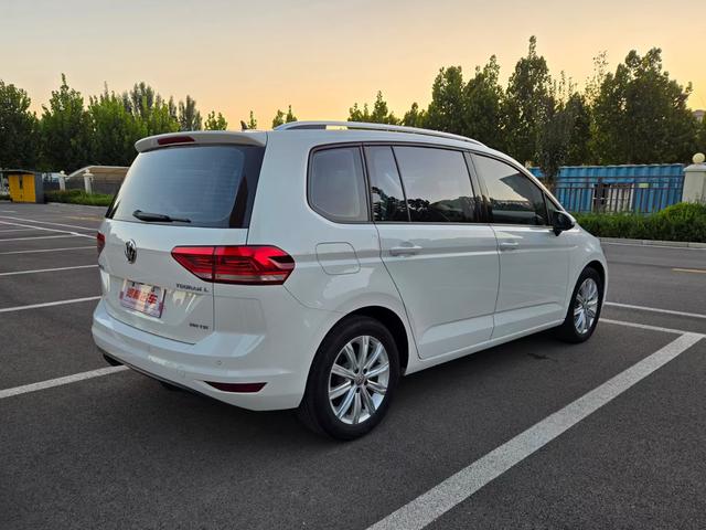 Volkswagen Touran L