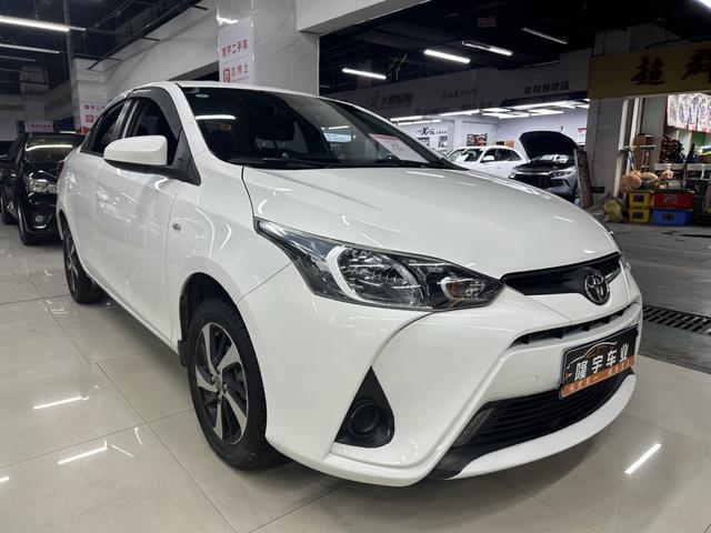 Toyota YARiS L Enjoy