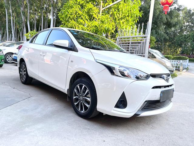 Toyota YARiS L Enjoy