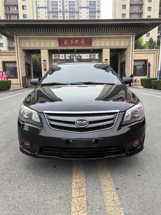 BYD L3