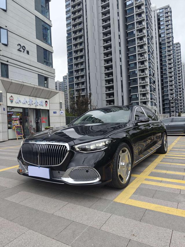 Mercedes-Benz Maybach S-Class