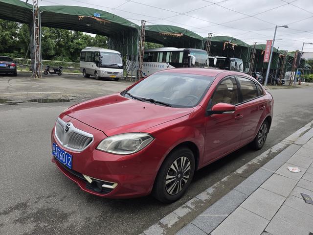 China Zhonghua H330