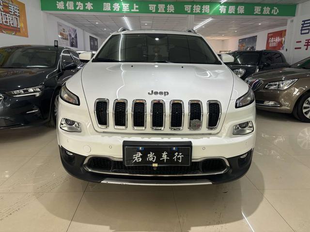 Jeep Free light