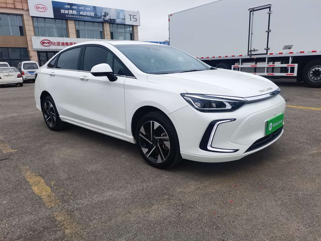 BAIC Beijing EU5 PLUS