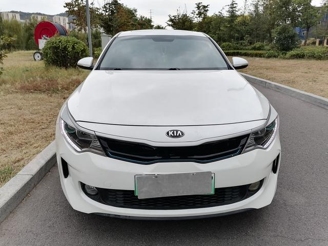 Kia K5 PHEV