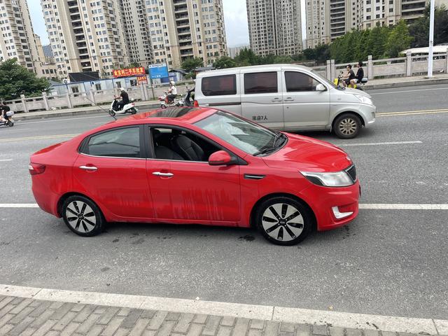 Kia K2