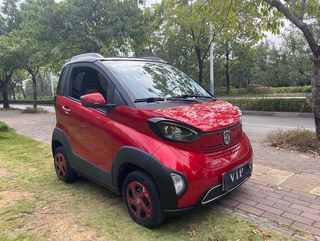 Baojun E100