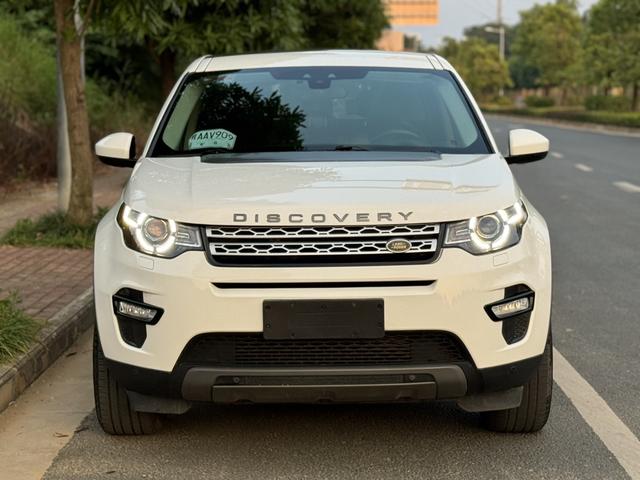 Land Rover Discover the magic