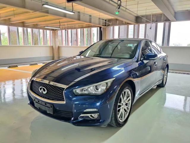 Infiniti Q50L