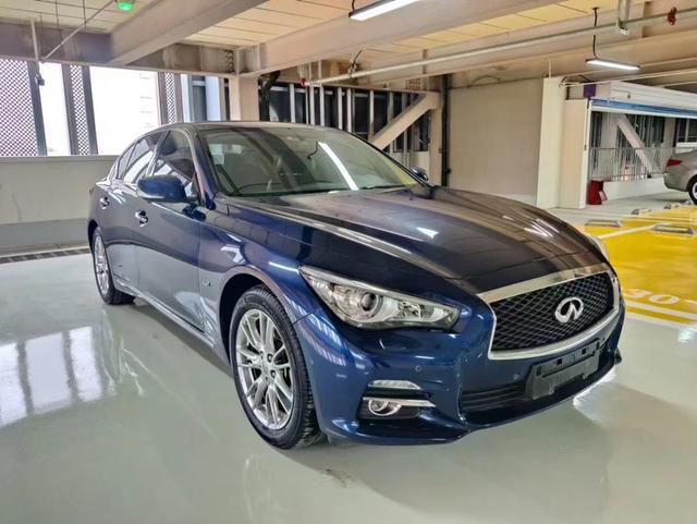 Infiniti Q50L